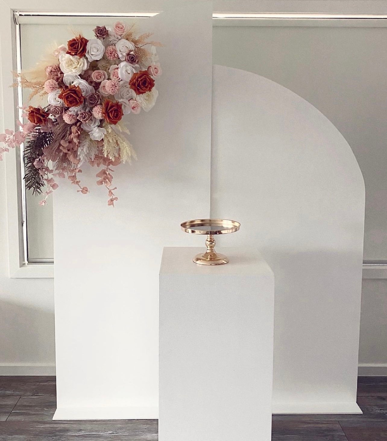 Elegant Rental Decoration Setup