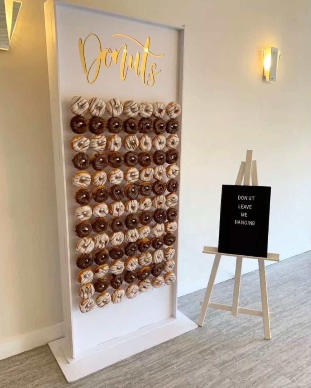 Freestanding Donut Wall